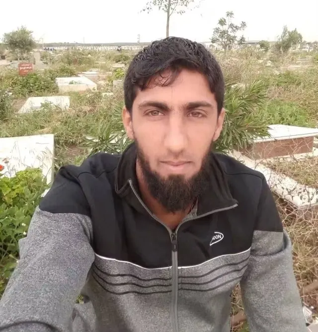 استشهد المواطن محمد شمالي متأثرًا بإصابته جراء قصف طائرات الاحتلال مجموعة من المواطنين في حي الدرج وسط مدينة غزة أمس
