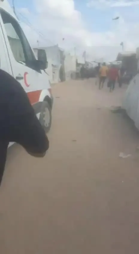 Injuries, including serious ones, in an attack by the occupation’s aircraft targeting a group of citizens inside Halawa Camp in Jabalia al-Balad, north of the Gaza Strip.