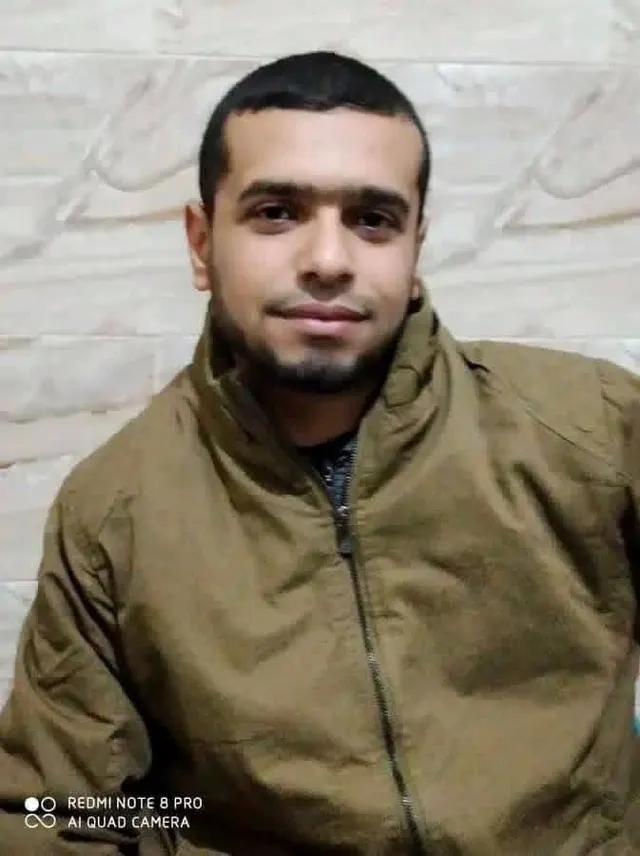 De martelaar Ahmed Mohammed Ahmed Baraka, die omkwam door een Israëlisch bombardement in de buurt van het kruispunt van Sociale Zaken ten westen van de stad Khan Younis in het zuiden van de Gazastrook