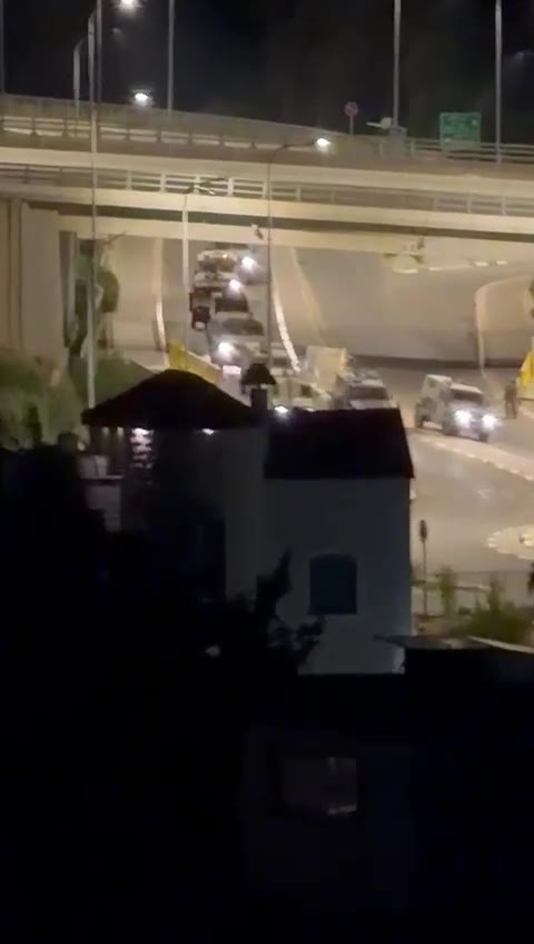 اقتحام كبير لمخيم العروب شمال الخليل