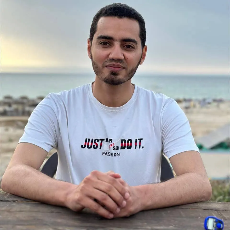 Martyrdom of the young man Mohammed Al-Jamla, succumbing to injuries sustained days earlier in an Israeli bombardment in Tel al-Hawa neighborhood, south of Gaza City — Image 1