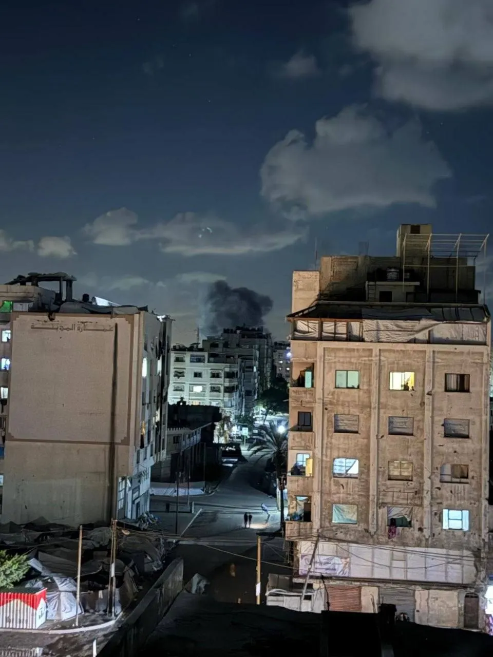 Israeli airstrike targets al-Sabra neighborhood south of Gaza City — Image 1