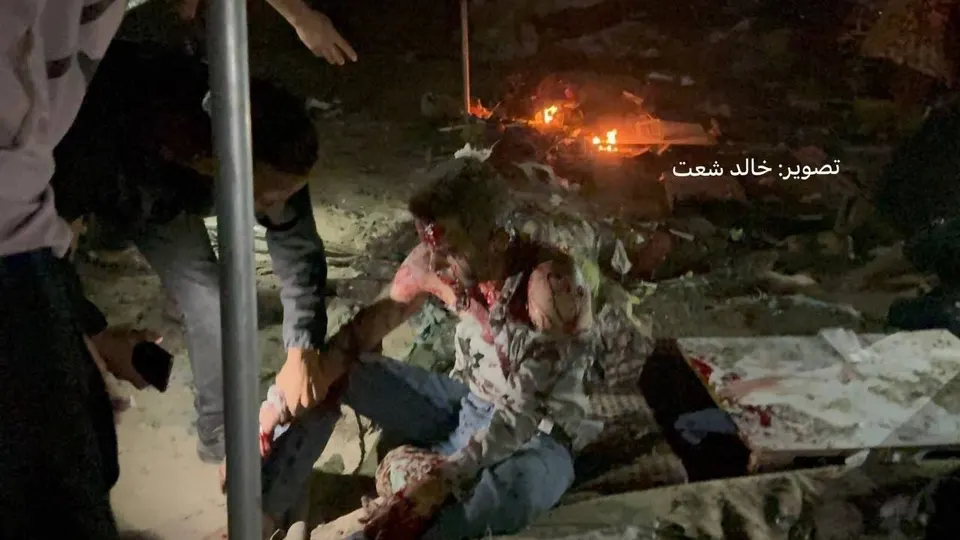 Updated… 3 martyrs (killed) and injuries, including serious ones, as a result of the occupation targeting a charging point in the vicinity of the southern Al-Buraq area southwest of Khan Younis, southern Gaza Strip — Image 1