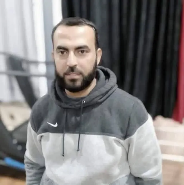 ️ ارتقاء الشاب إبراهيم البس في قصف الاحتلال خيمة نازحين محيط مفترق أنصار غربي مدينة غزة مساء اليوم.