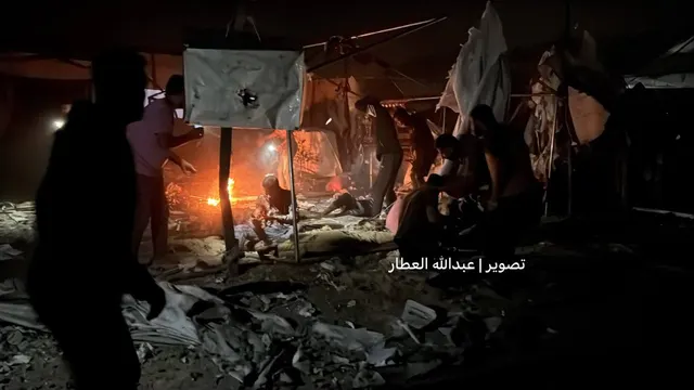 Updated… 3 martyrs (killed) and injuries, including one critical case, as a result of the occupation targeting a charging point in the vicinity of the southern Al-Buraq area, southwest of Khan Younis, southern Gaza Strip