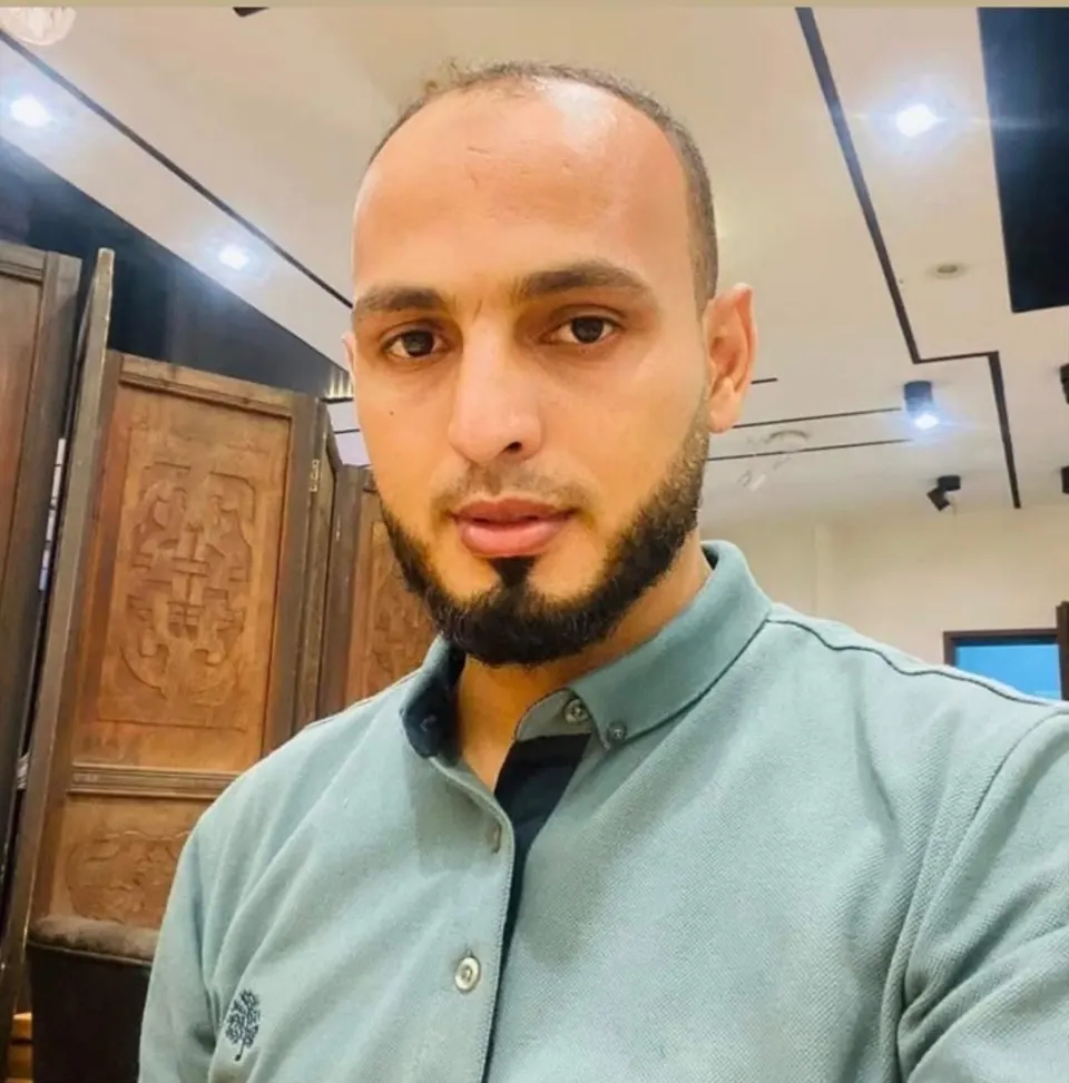  الشهيد إسماعيل محمد البريم الذي ارتقى في قصف خيمه داخل مخيم غيث غرب خانيونس جنوب قطاع غزة — صورة 1